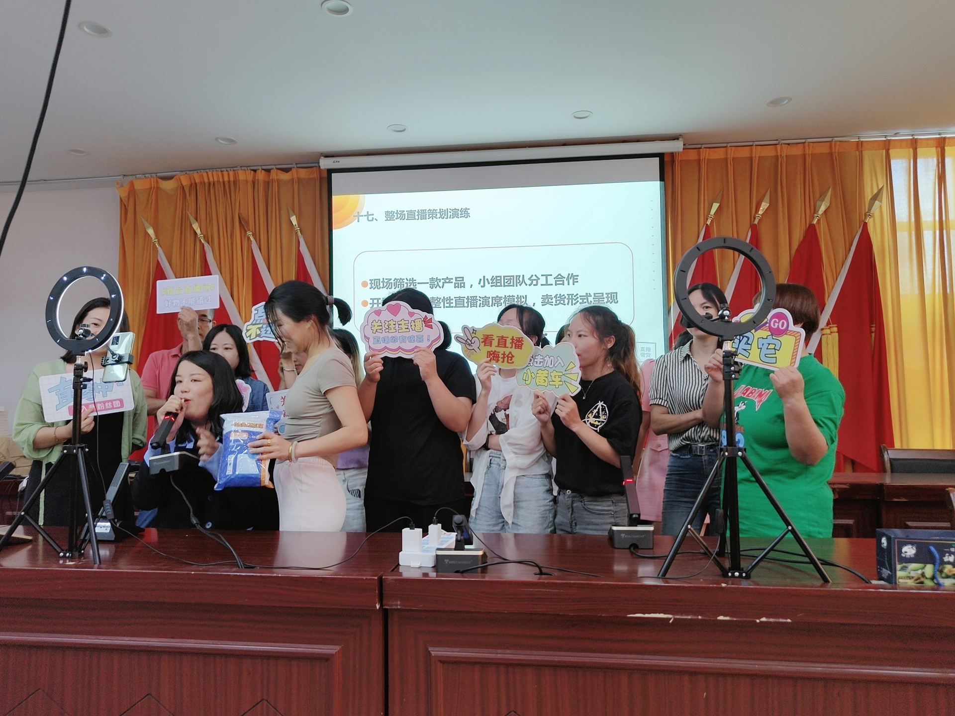 1677805865452618.jpg 043d4bc7617dd8b2a843955a9dacbd8.jpg